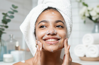 Produit de soin pour la peau nettoyant les pores